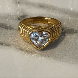 Gold Tone Rhinestone Heart Ring. Size 7 & 8
